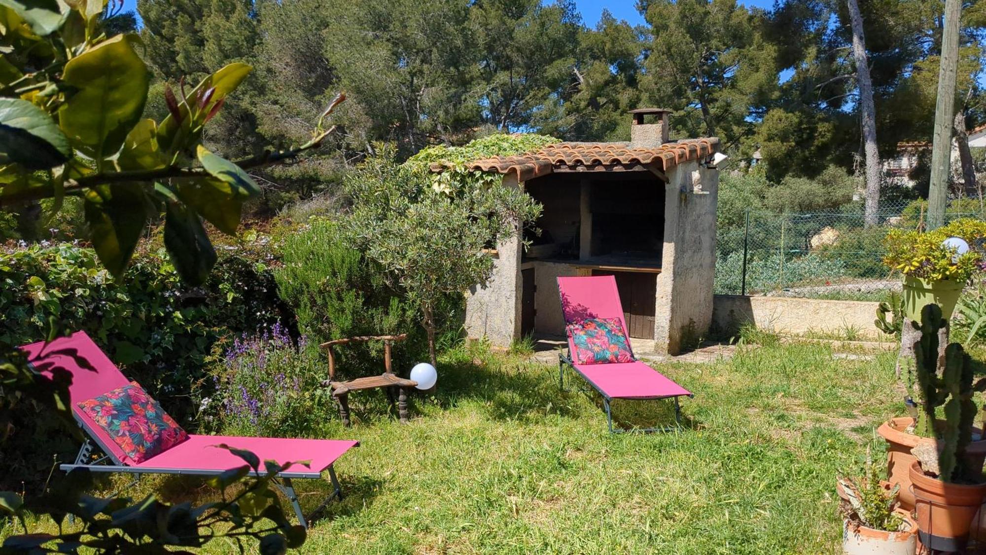 Maisonnette Kalis Calme Avec Climatisation Parking Jardin Cadre Campagne Plages A Pieds Бандоль Экстерьер фото
